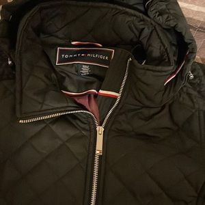 Tommy jacket size X-Large black warm and cozy